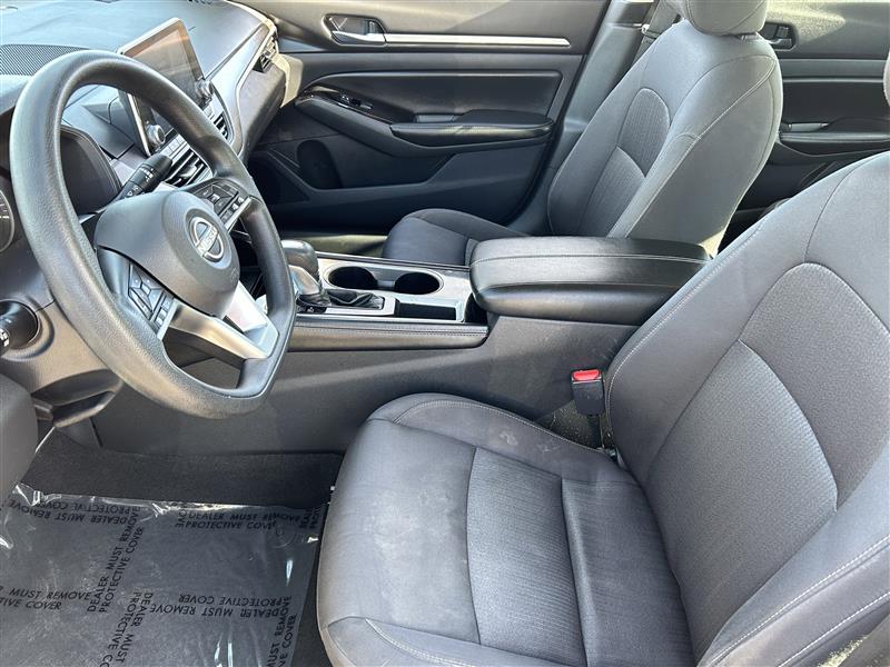 Nissan Altima 2.5 SV 2023