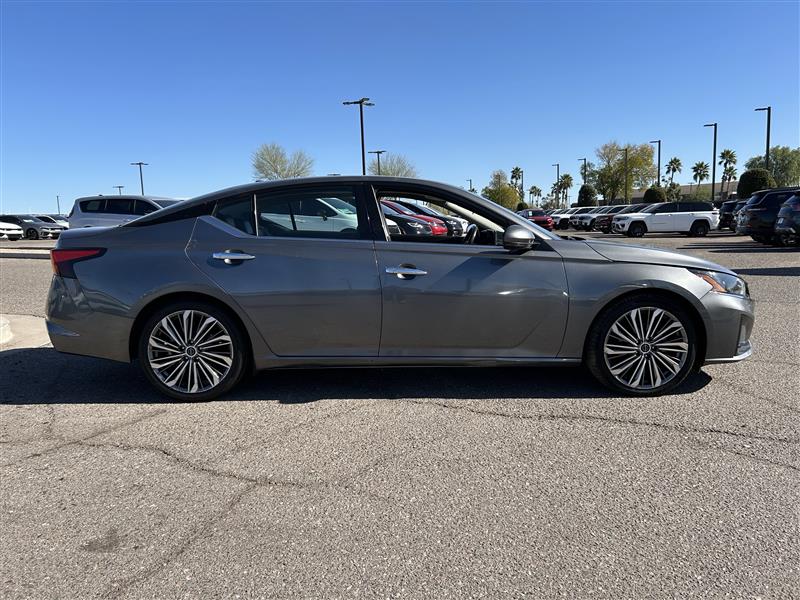 Nissan Altima 2.5 SL 2023