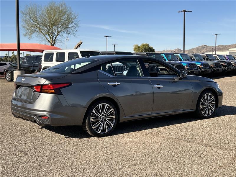 Nissan Altima 2.5 SL 2023