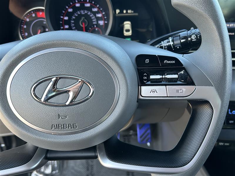 Hyundai Elantra SEL 2022