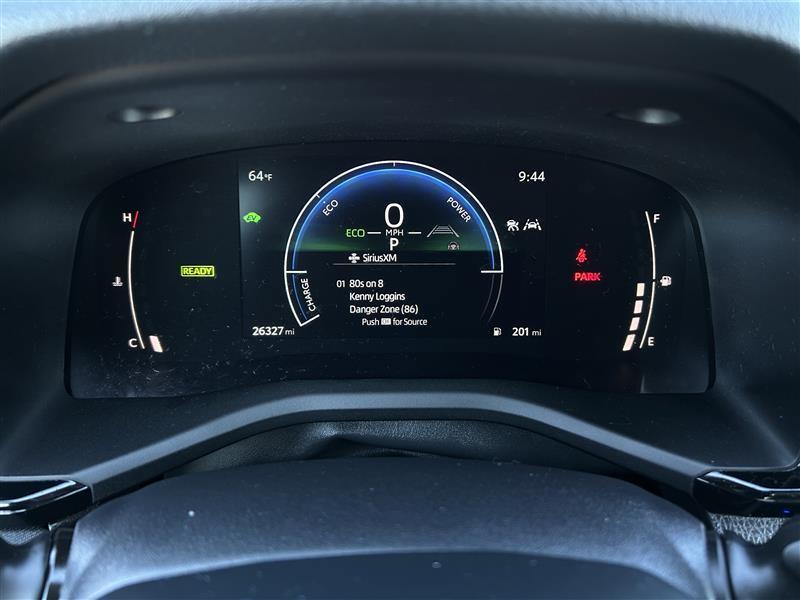 Toyota Camry Hybrid XLE 2025