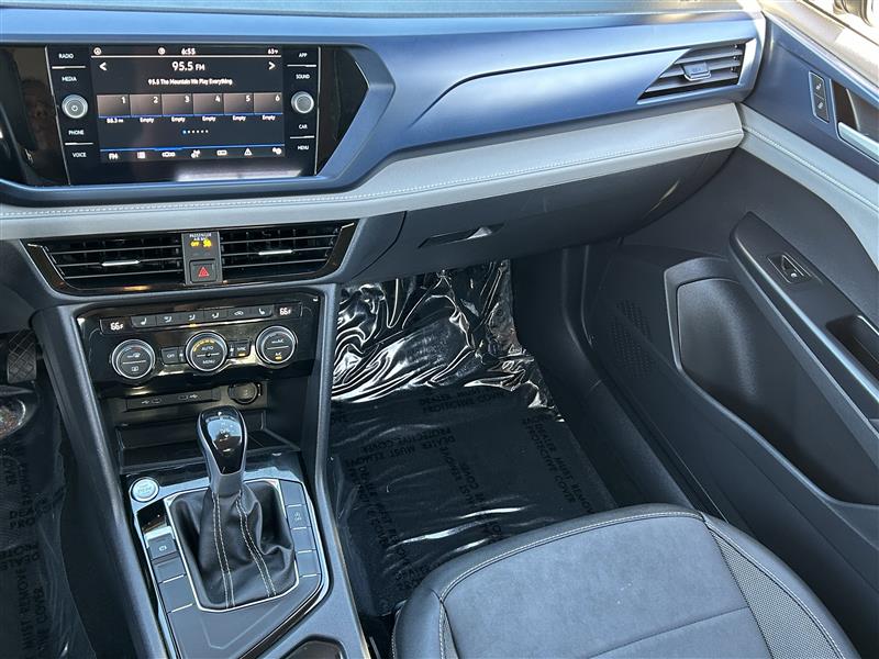 Volkswagen Taos SE 2024