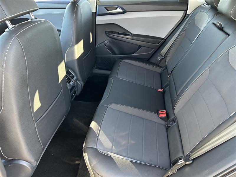 Volkswagen Taos SE 2024