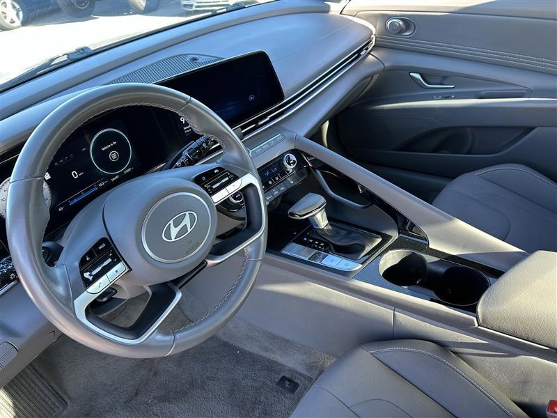 Hyundai Elantra SEL Convenience 2025