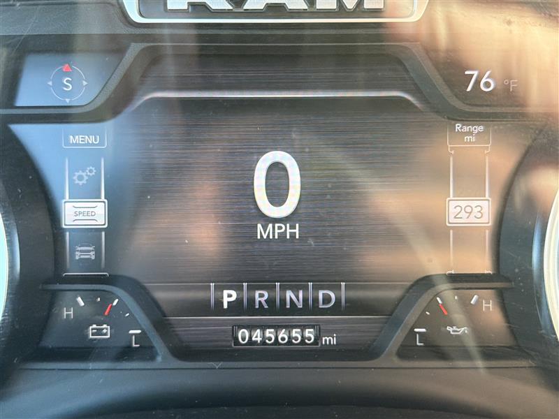 RAM 1500 Laramie Crew Cab SWB 2WD 2022