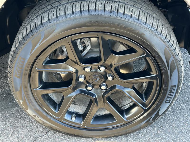 RAM 1500 Laramie Crew Cab SWB 2WD 2022