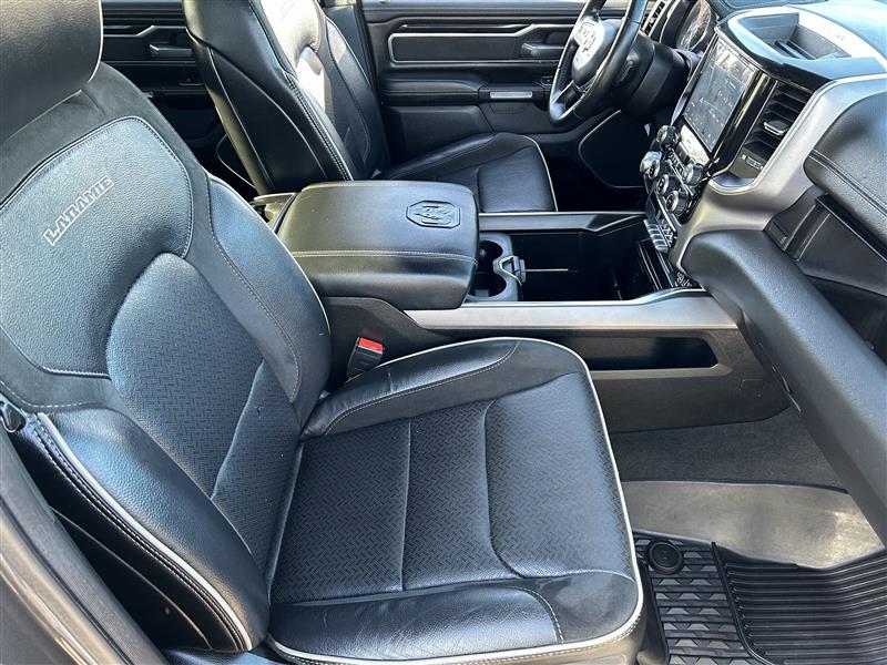RAM 1500 Laramie Crew Cab SWB 2WD 2022