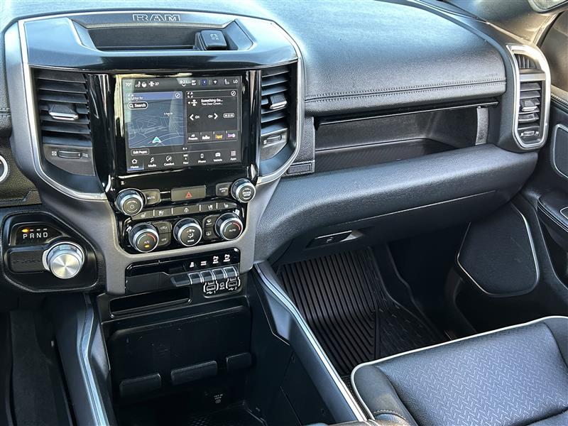 RAM 1500 Laramie Crew Cab SWB 2WD 2022