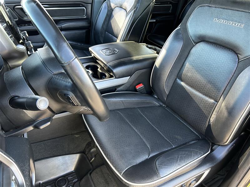 RAM 1500 Laramie Crew Cab SWB 2WD 2022