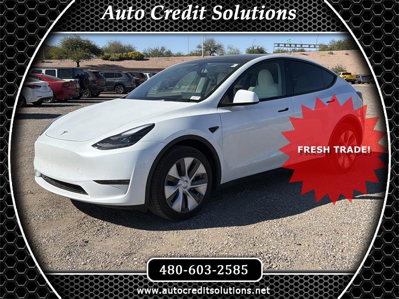 Tesla Model Y Long Range 2024