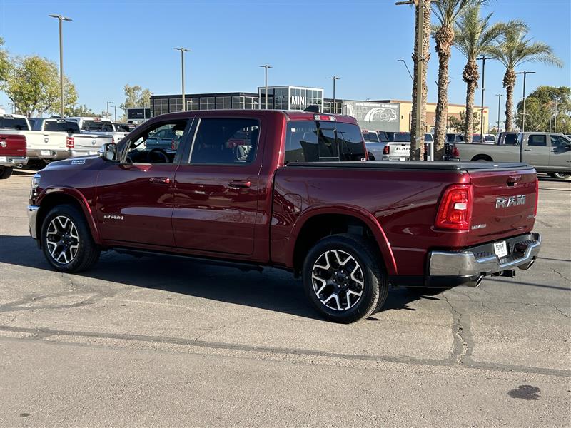 RAM 1500 Laramie Crew Cab SWB 4WD 2025