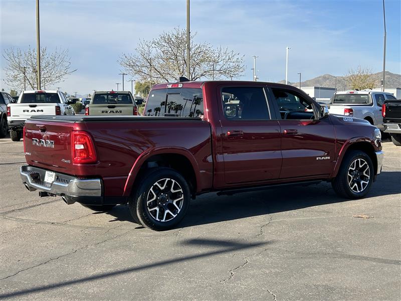 RAM 1500 Laramie Crew Cab SWB 4WD 2025