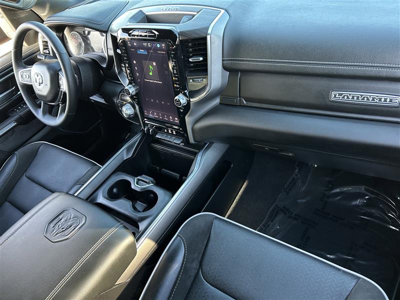 RAM 1500 Laramie Crew Cab SWB 4WD 2025