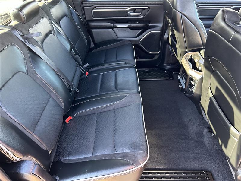 RAM 1500 Laramie Crew Cab SWB 4WD 2025