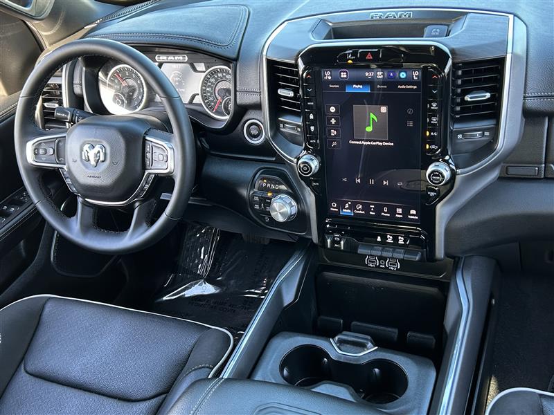 RAM 1500 Laramie Crew Cab SWB 4WD 2025