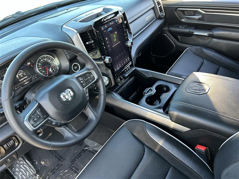 RAM 1500 Laramie Crew Cab SWB 4WD 2025