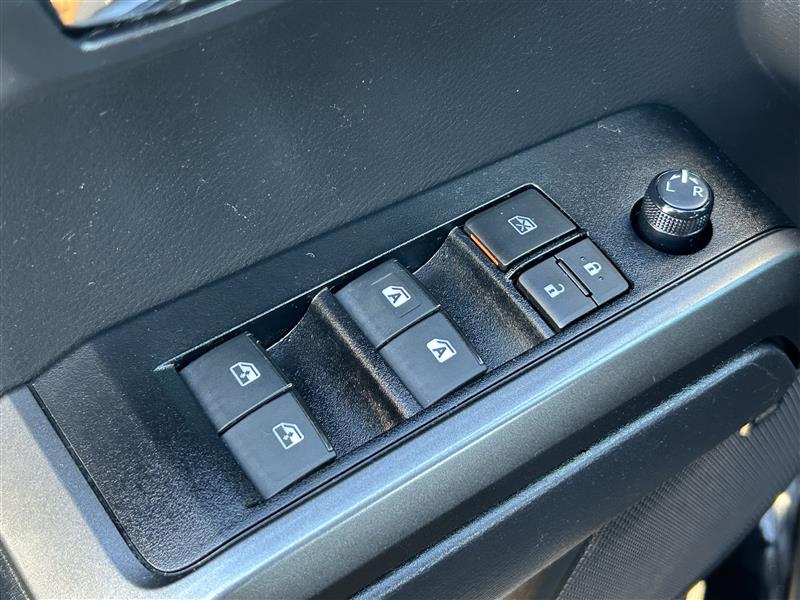 Toyota Tacoma SR5 Double Cab Long Bed V6 6AT 4WD 2023