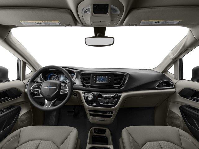 Chrysler Pacifica LX 2017