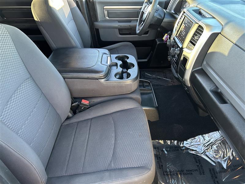 RAM 1500 Classic Tradesman Crew Cab SWB 2WD 2019