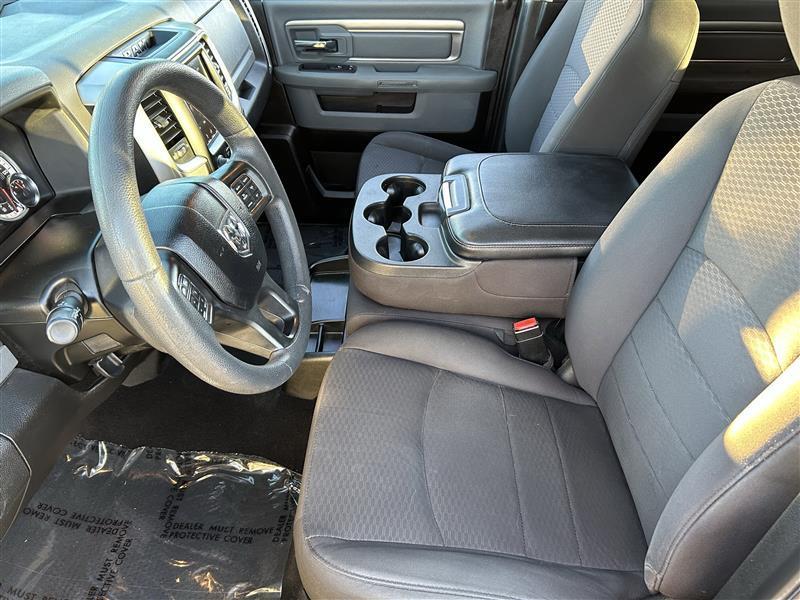 RAM 1500 Classic Tradesman Crew Cab SWB 2WD 2019