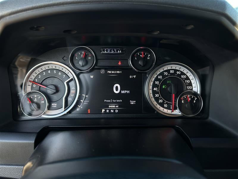 RAM 1500 Classic Tradesman Crew Cab SWB 2WD 2019