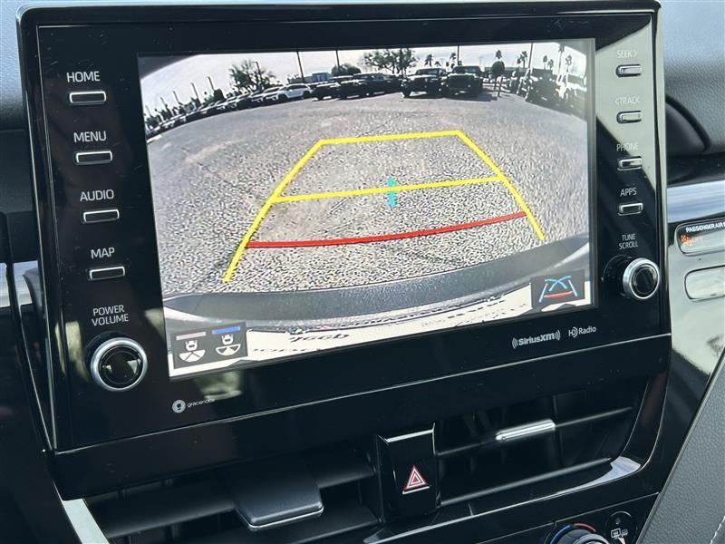 Toyota Camry SE 2024