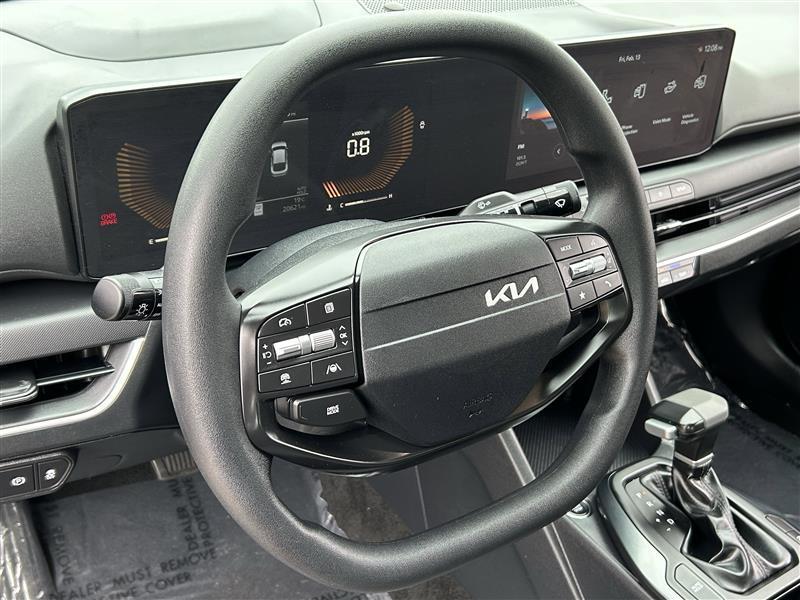 Kia K4 LXS 2025