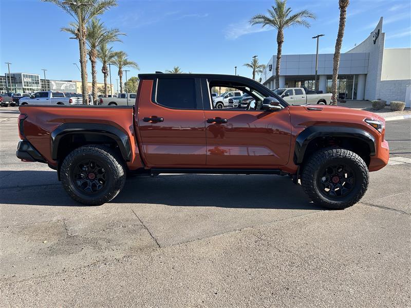 Toyota Tacoma Double Cab 4WD 2024