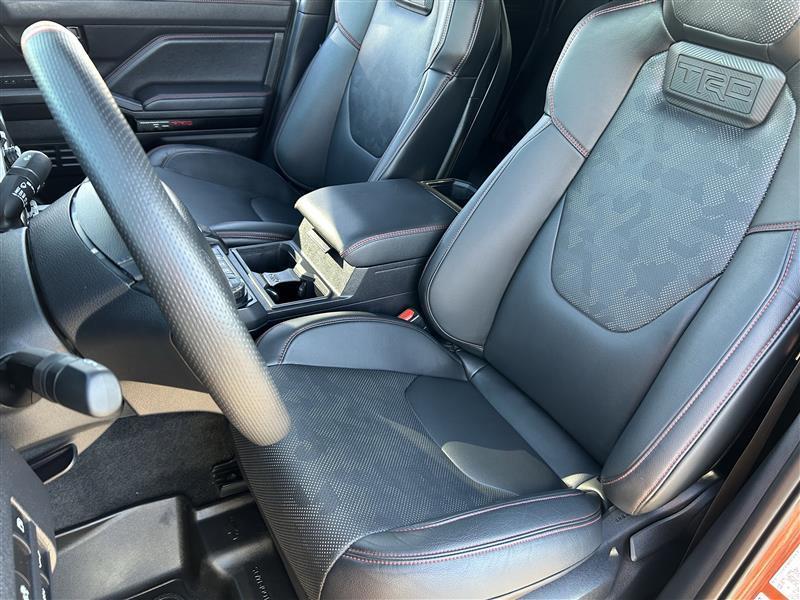 Toyota Tacoma Double Cab 4WD 2024