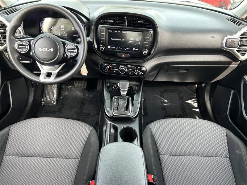 Kia Soul LX CVT 2023