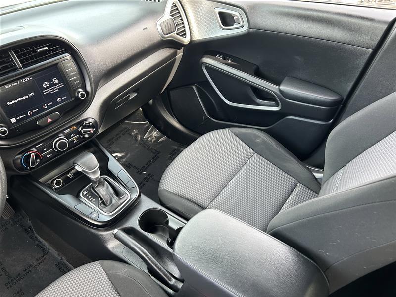 Kia Soul LX CVT 2023