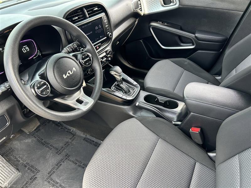 Kia Soul LX CVT 2023