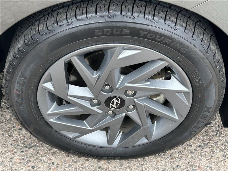 Hyundai Elantra SEL 2024