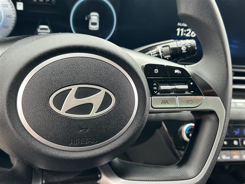 Hyundai Elantra SEL 2024