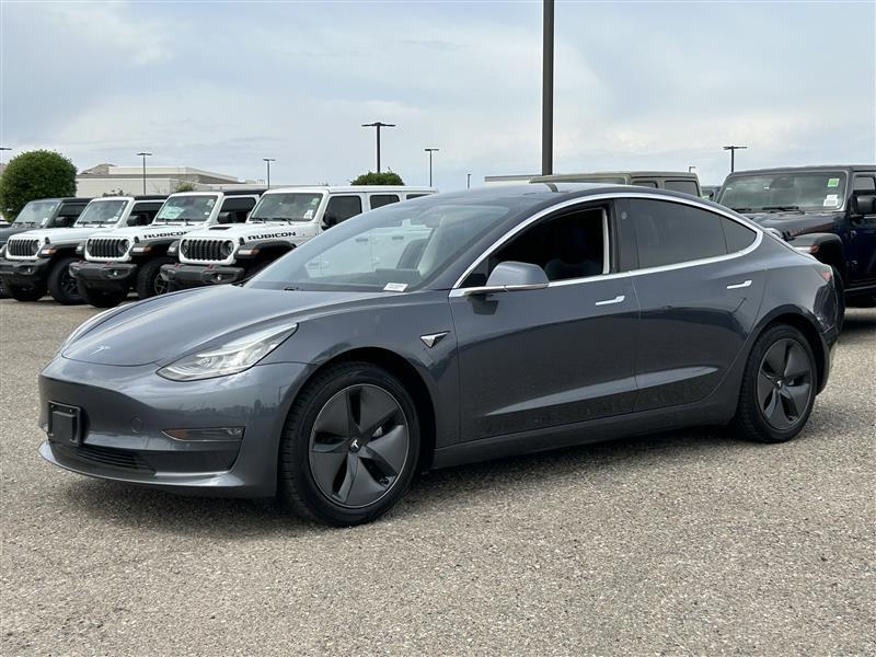 Tesla Model 3 Mid Range 2019