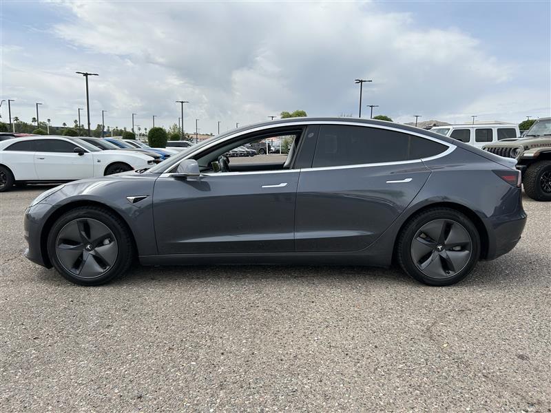 Tesla Model 3 Mid Range 2019
