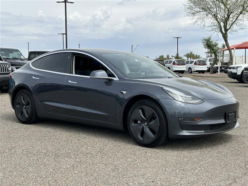 Tesla Model 3 Mid Range 2019