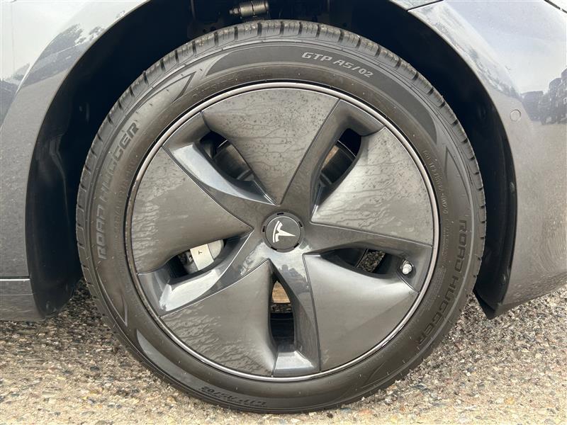 Tesla Model 3 Mid Range 2019