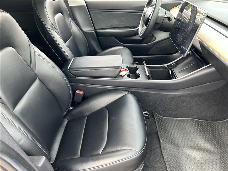 Tesla Model 3 Mid Range 2019