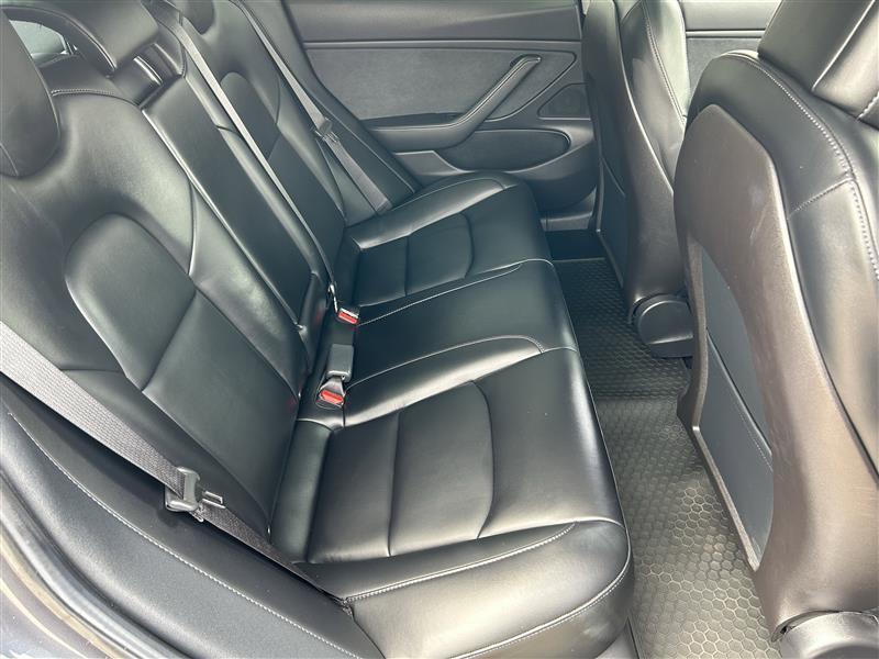 Tesla Model 3 Mid Range 2019