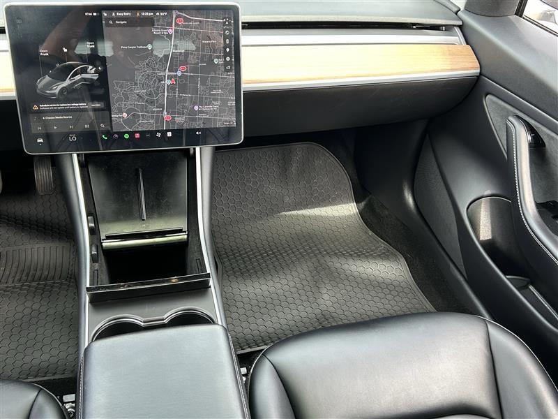 Tesla Model 3 Mid Range 2019