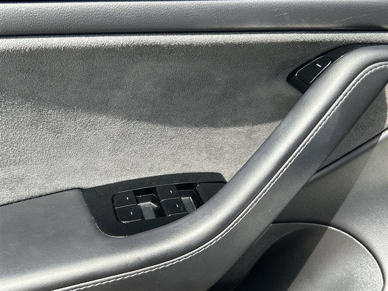 Tesla Model 3 Mid Range 2019