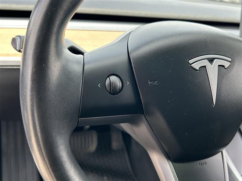 Tesla Model 3 Mid Range 2019