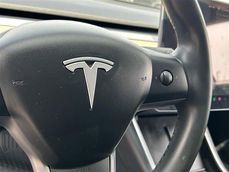 Tesla Model 3 Mid Range 2019