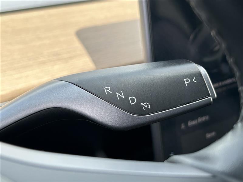 Tesla Model 3 Mid Range 2019