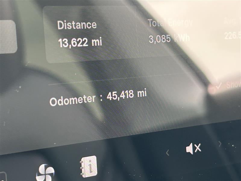 Tesla Model 3 Mid Range 2019