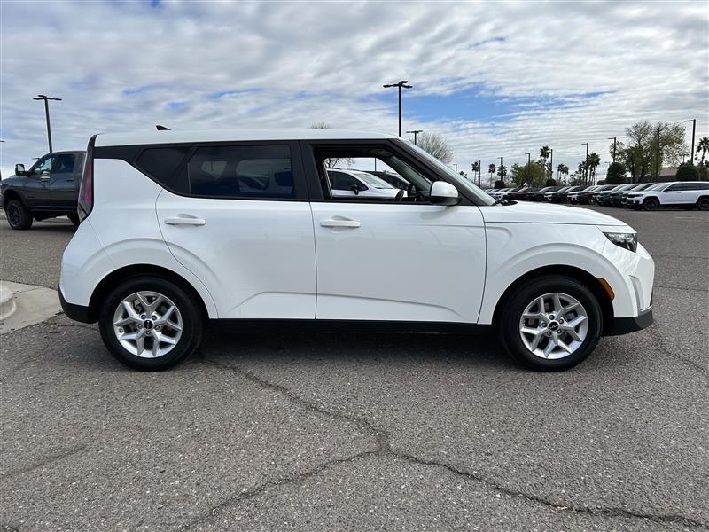 Kia Soul LX 2025