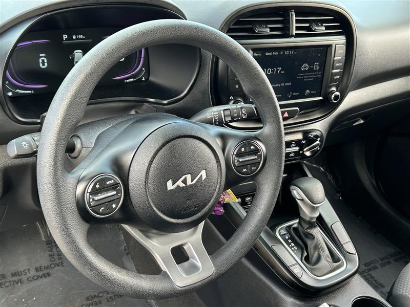 Kia Soul LX 2025