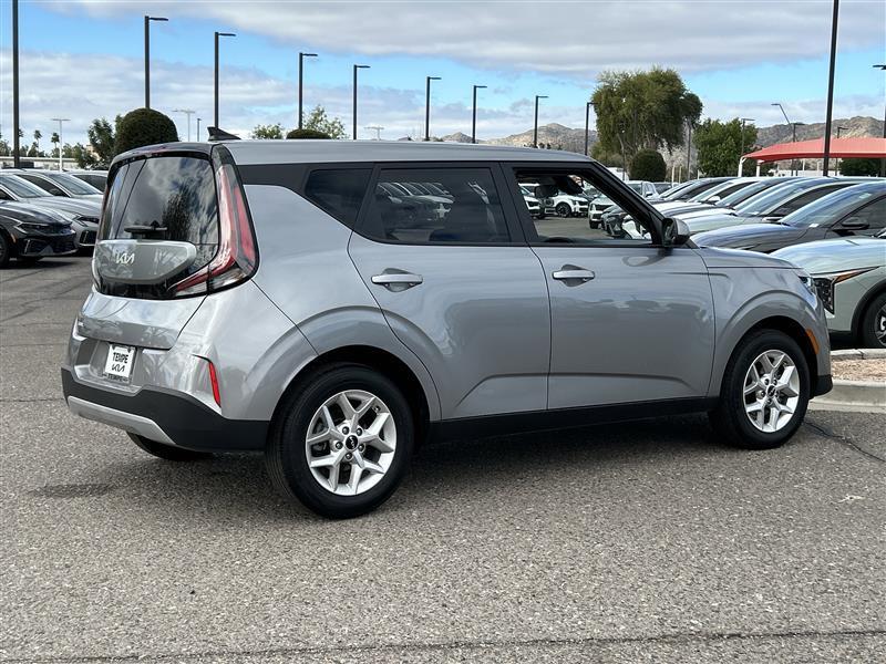 Kia Soul LX 2025