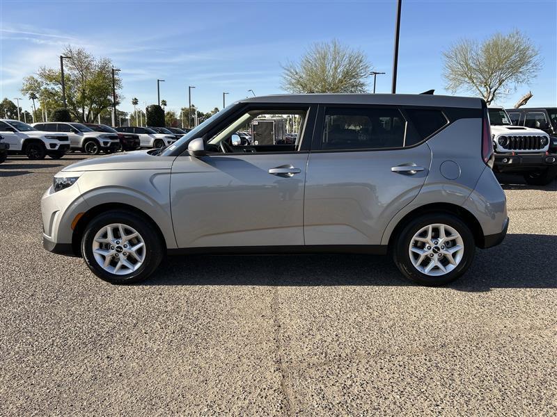 Kia Soul LX 2025